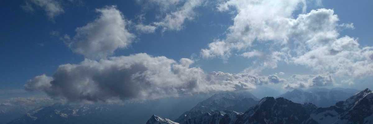 Verortung via Georeferenzierung der Kamera: Aufgenommen in der Nähe von Gemeinde Absam, Absam, Österreich in 2800 Meter